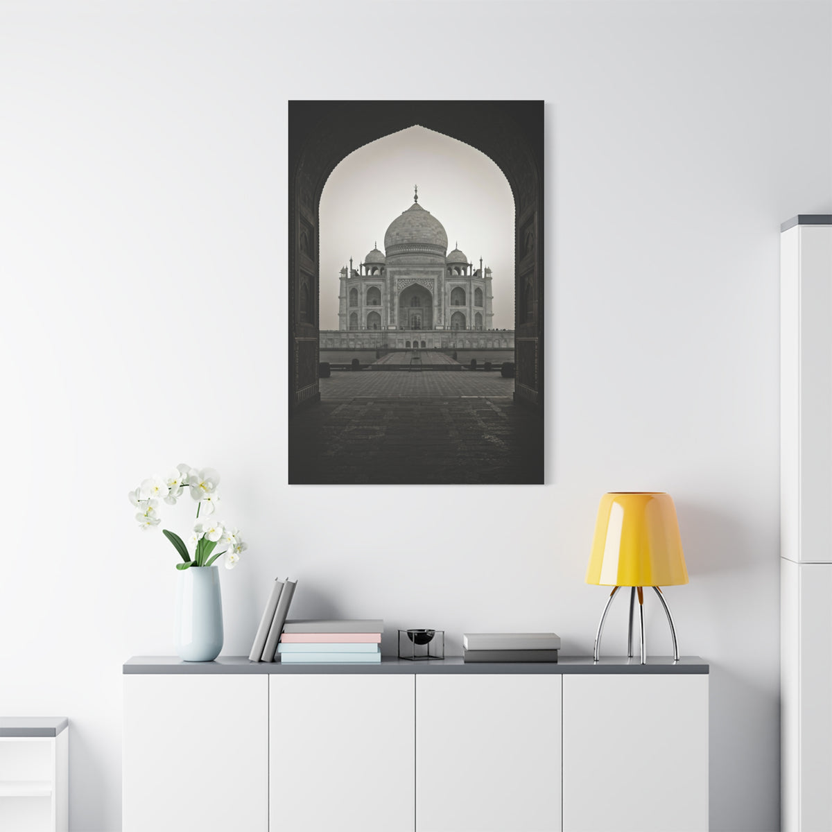 Taj Mahal Monochrome Elegance Wall Art & Canvas Print