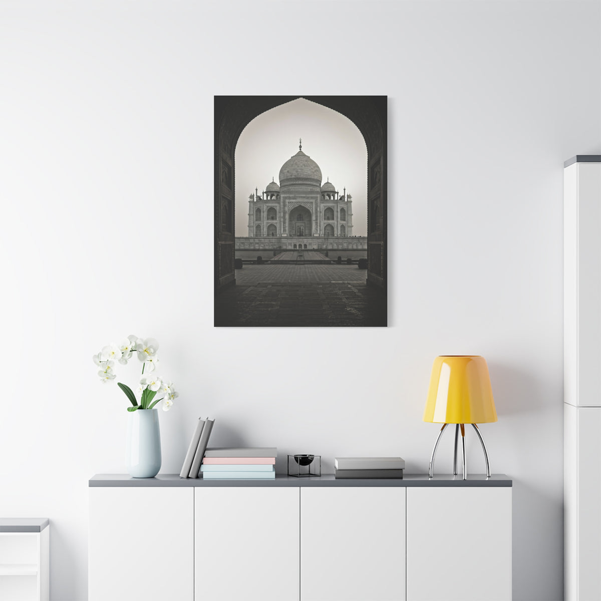 Taj Mahal Monochrome Elegance Wall Art & Canvas Print